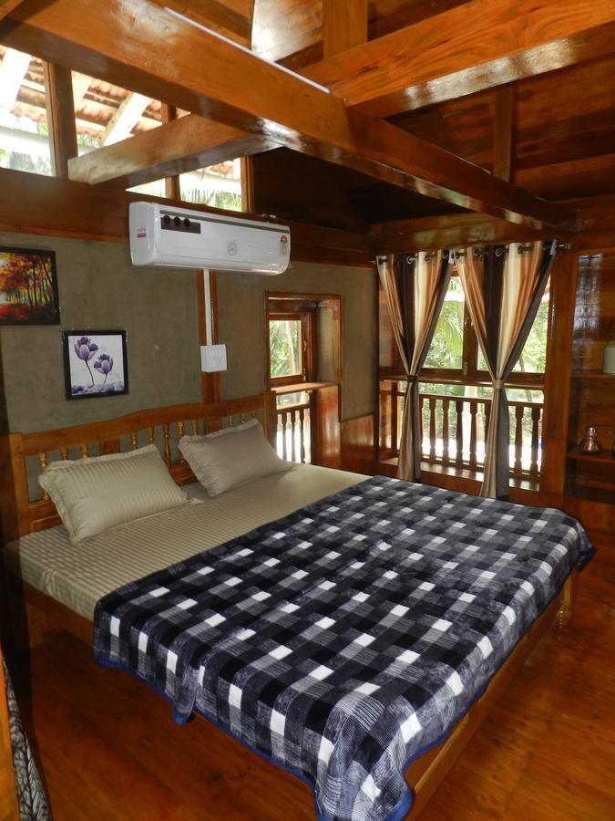 מלון Dāpoli Bangli, The Finest Konkan Living מראה חיצוני תמונה