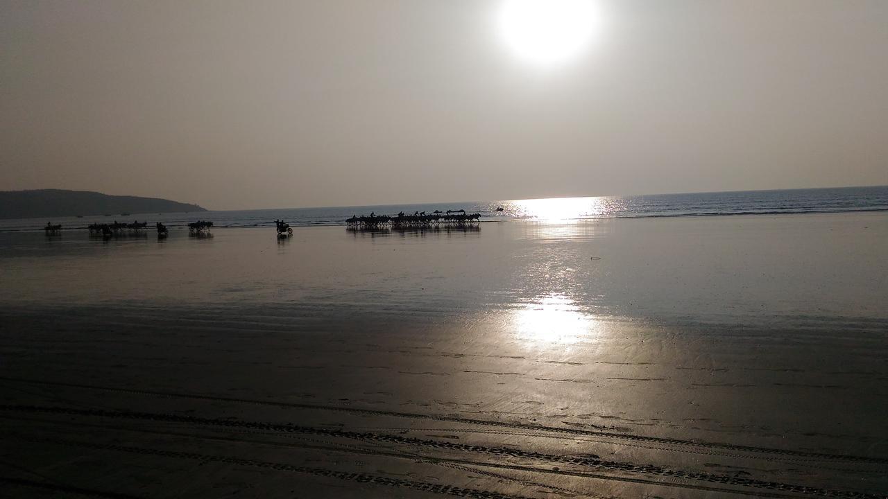 מלון Dāpoli Bangli, The Finest Konkan Living מראה חיצוני תמונה