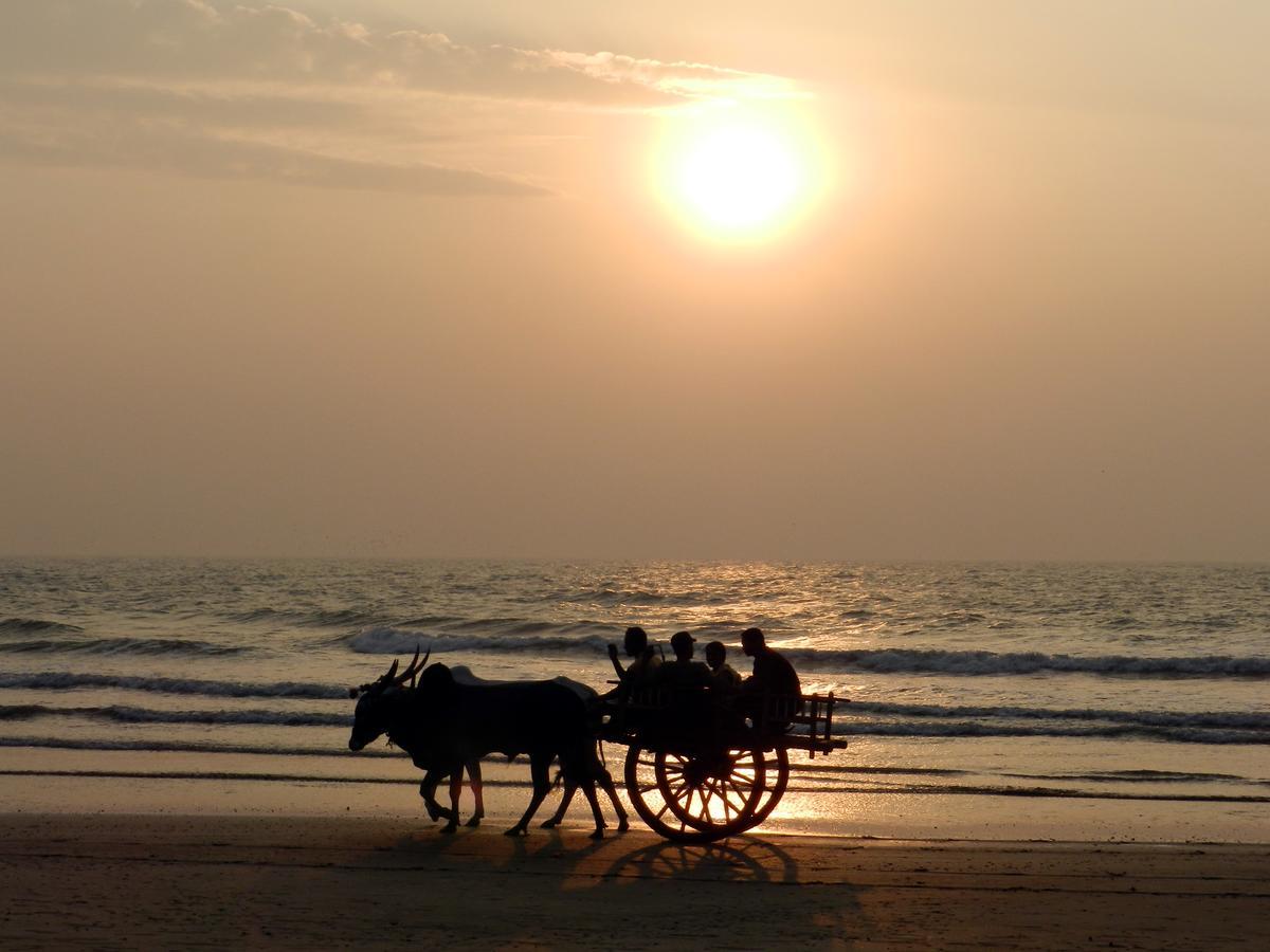 מלון Dāpoli Bangli, The Finest Konkan Living מראה חיצוני תמונה